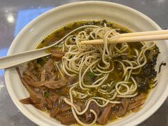 -佬钱湾仔(衣裳街店)
