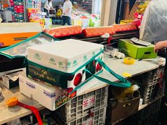 -上海龙吴水胜海发市场