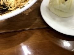 -胡成记口蘑龙眼包子(盐道街店)