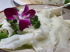 -墨居上隐·院子里火锅(峨眉店)