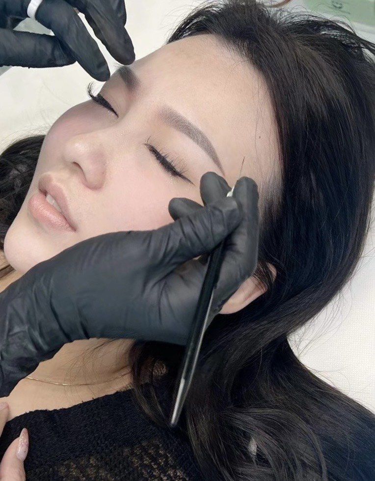 柔焦雾眉打造中