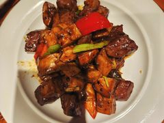 杏鲍菇牛仔粒-老广酒楼(樱花店)