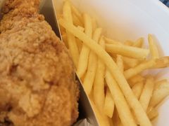 -麦当劳(田林好又多店)