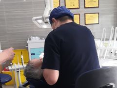 -上海仁爱医院口腔科 · 种植