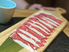 -炭小牛果木烤肉