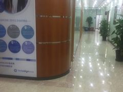 -茂菊口腔连锁(浦东南路店)