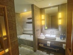 -重庆解放碑威斯汀酒店