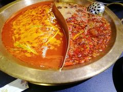 -沸炉重庆老火锅(军事博物馆店)