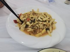 -天乐农家鱼头王(天目湖店)