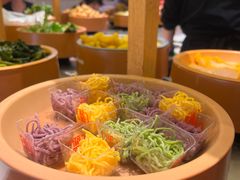 -龍歌自助小火锅(市南金茂湾店)