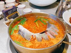 -野山舂·贵州现舂酸汤牛肉(民生路店)