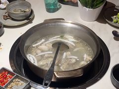 -喃喃椰·糟粕醋·椰子鸡火锅(七堡花园店)