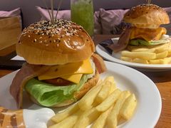 -more than meow吴止猫主题餐厅(承德 中船汇店)