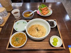 -蟹上黄·蟹黄面·江南糖水(人民广场店)