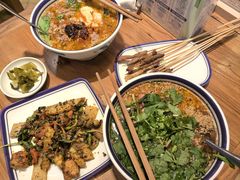 -云阿蛮云南生烫牛肉米线(奉贤路店)