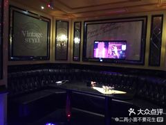-欢乐迪KTV(南坪上海城店)