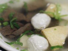 豆干鸭血汤-松树干拌面店