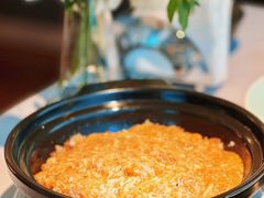 蟹黄煲仔饭-屋里厢上海菜馆