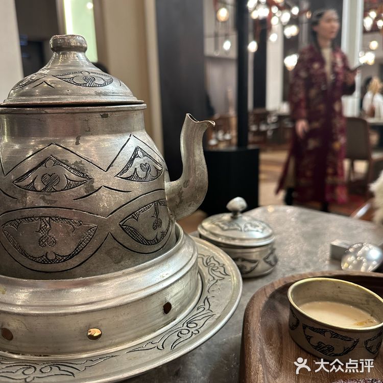 翻遍猫途鹰和大众在酒店边上找到这家神仙餐厅