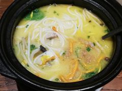 -云海肴·汽锅鸡·云南菜(美罗城店)