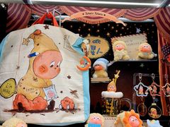-泡泡玛特POPMART(国金街店)