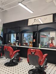 -老男孩男士理容馆·理发·烫染·修面