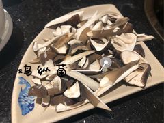 -阿鹏故事野生菌火锅(双廊古镇店)