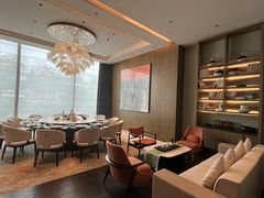 -深圳国际会展中心希尔顿酒店(前海华发冰雪世界店)