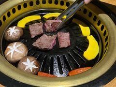 -炼火烤肉店