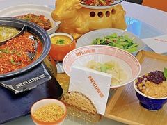 -阿瓦山寨·湘菜现炒·剁椒鱼头王(咸阳总店)