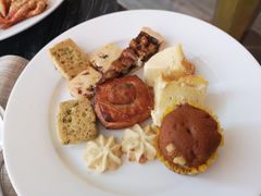 -东方红海鲜百汇(国际大厦店)