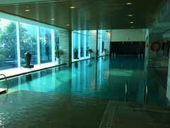 游泳池-苏州金鸡湖中茵皇冠假日酒店