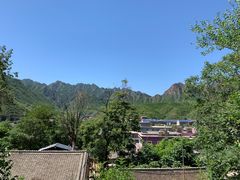 -百里峡七彩艺术小镇