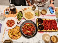 -肥肥虾庄·金牌油焖大虾(杨园滨江时代walk店)