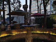 -Golden Lily河内巴黎法越料理餐厅(建国西路店)