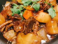 牛腩萝卜煲-煲王粤菜餐厅(中侨中心店)