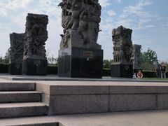 -中国人民抗日战争纪念雕塑园