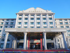 酒店正门-金水鹤温泉国际酒店