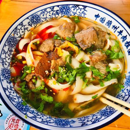 沛迪兰州拉面-"今天早上过早吃的牛肉刀削面味道很好吃哦.