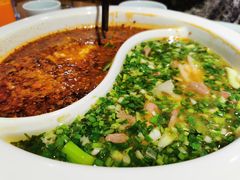鸳鸯水煮牛肉-成都吃客(九眼桥店)