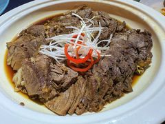 高汤煨牛排-伊带伊路新疆美食府(呼家楼店)