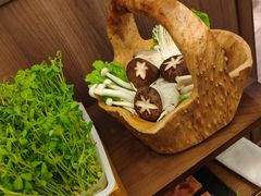 -捞王锅物料理(上海世茂广场店)