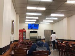大堂-尊品原汁牛肉面