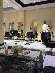 -HANYI韩艺形象店