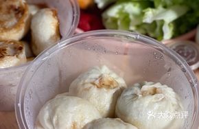 Pork Steamed Bun with Fresh Meat