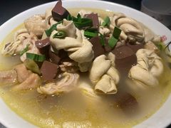 -吴越荣记苏州菜·松鼠桂鱼100%活鱼现做(斜塘老街店)
