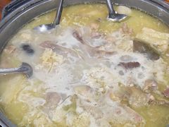 -侠成水上农庄(工业大道店)