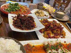 -又见小河浜·盐帮川菜(松江商业广场店)