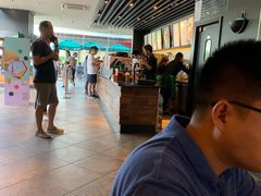 -星巴克臻选(上海长风大悦城店)
