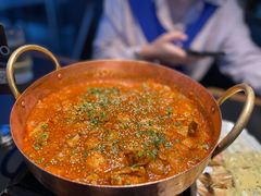 铜锅油焖鸡-Ameigo梅果·云贵川bistro(长宁来福士店)